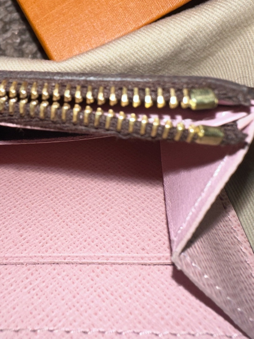 Louis Vuitton Rosalie Coin Purse - Picture 8 of 16